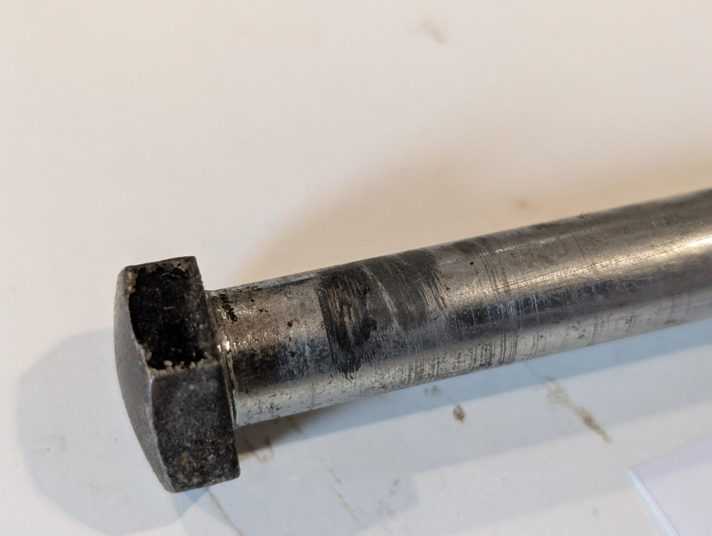 Yamaha DT175MX 2K4 Schwingenachse, gebraucht