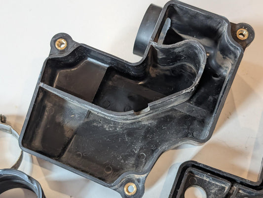Yamaha DT175MX 2K4 Ansaugkammer Ansaugstutzen