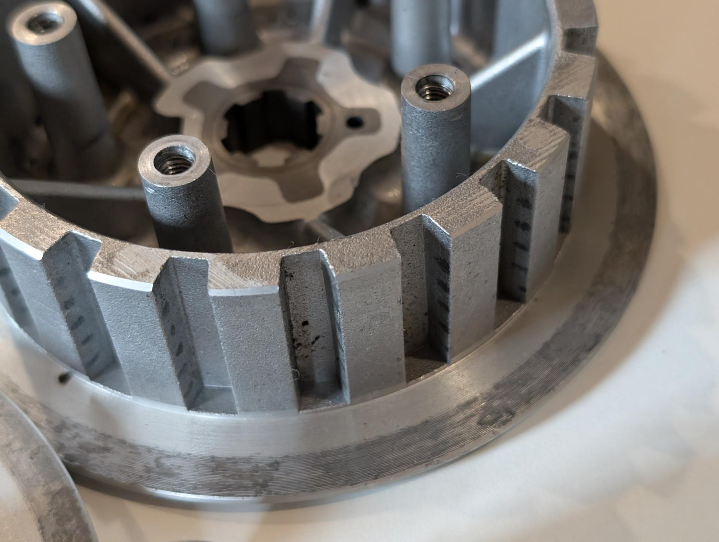 Yamaha DT175MX 2K4 Kupplungskorb Primärantrieb Druckplatte Kupplung, gebraucht