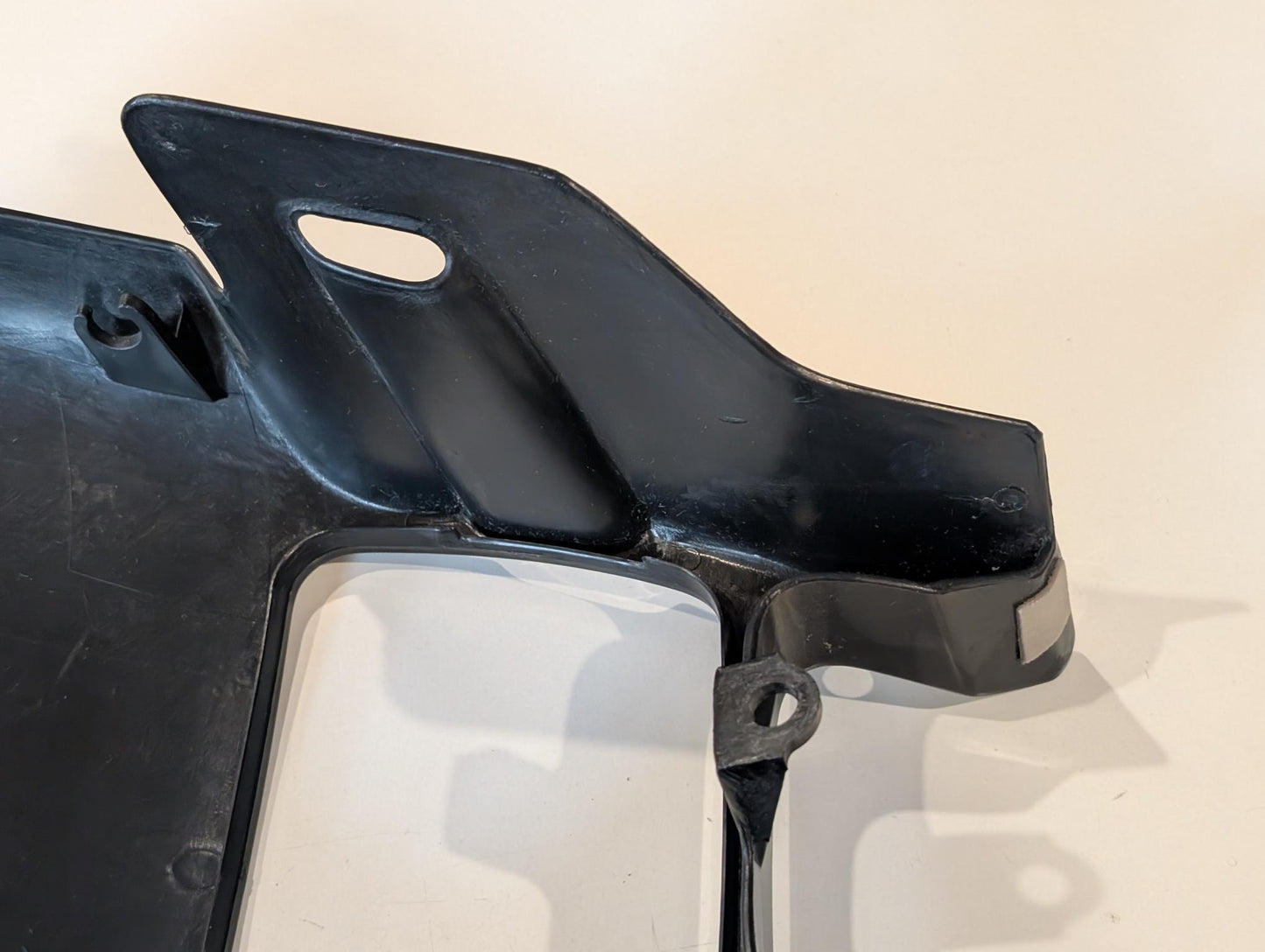 Yamaha XT600E 3TB 3UW Lampenmaske Scheinwerfermaske Frontverkleidung 3TB-W2834 inkl. Schraube schwarz gebraucht