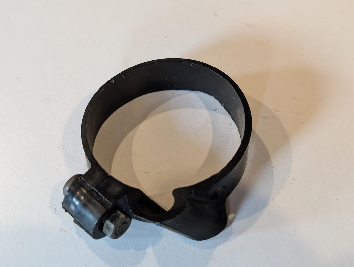 Yamaha XT600E 3TB 3UW Wellenführung Standrohr Halter Klemme Tachowelle, gebraucht