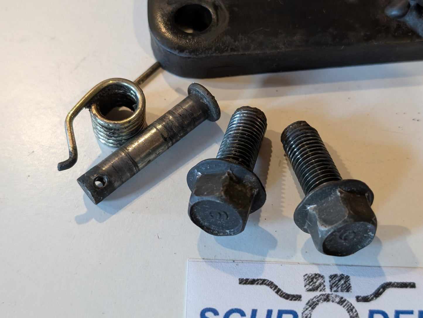 Yamaha XT600E 3TB 3UW Konsole Fussrastenhalter links 34L-27412-00-R4, gebraucht