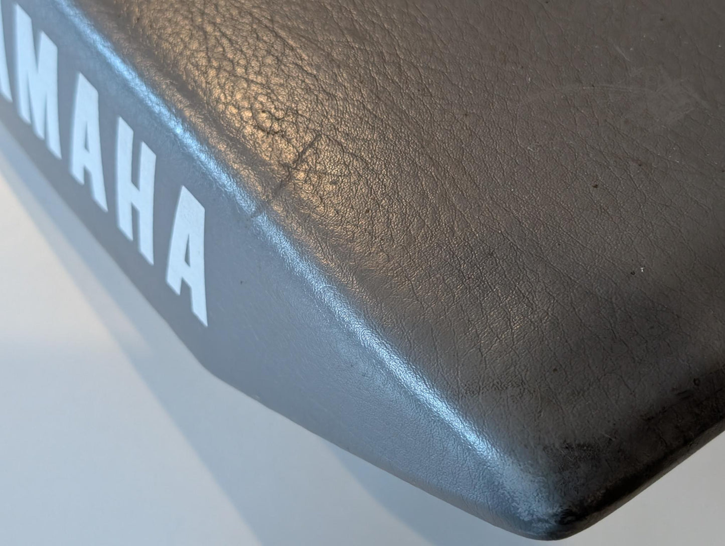 Yamaha XT600E 3TB 3UW Sitzbank grau 3TB-24770, gebraucht