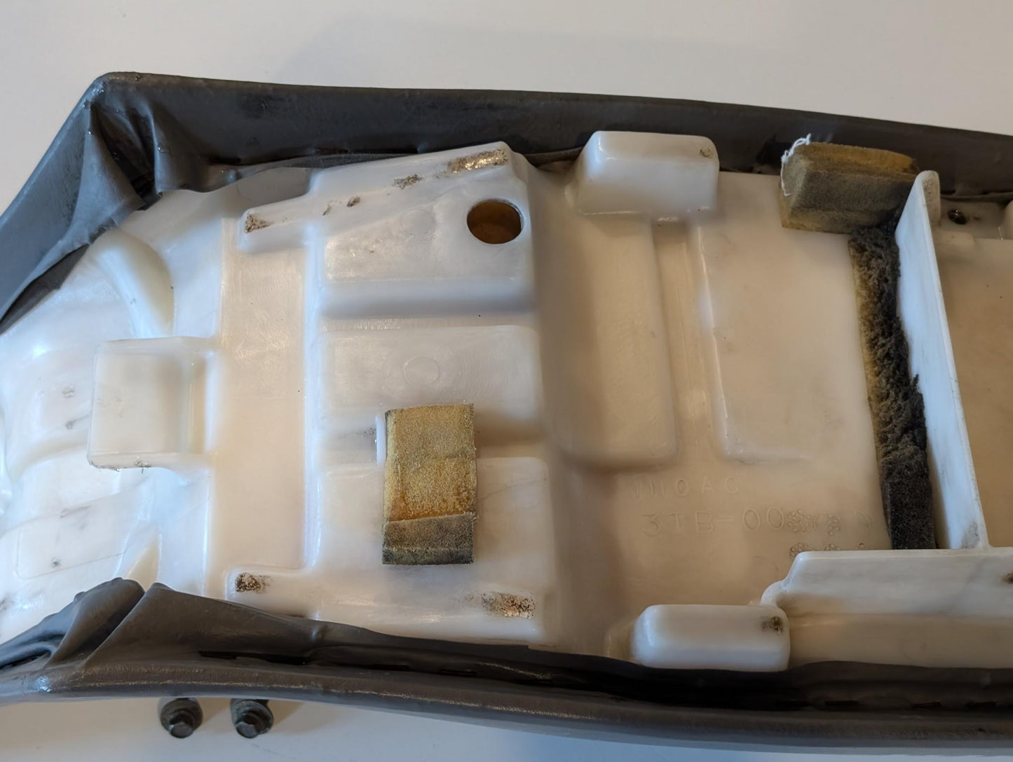 Yamaha XT600E 3TB 3UW Sitzbank grau 3TB-24770, gebraucht