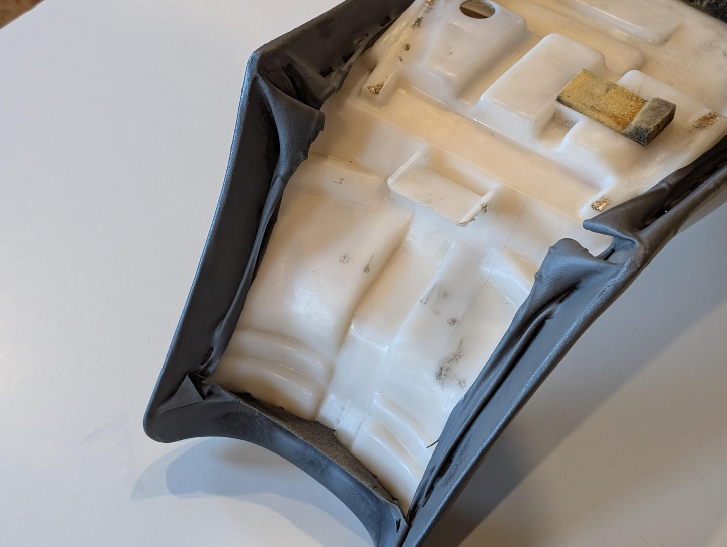 Yamaha XT600E 3TB 3UW Sitzbank grau 3TB-24770, gebraucht