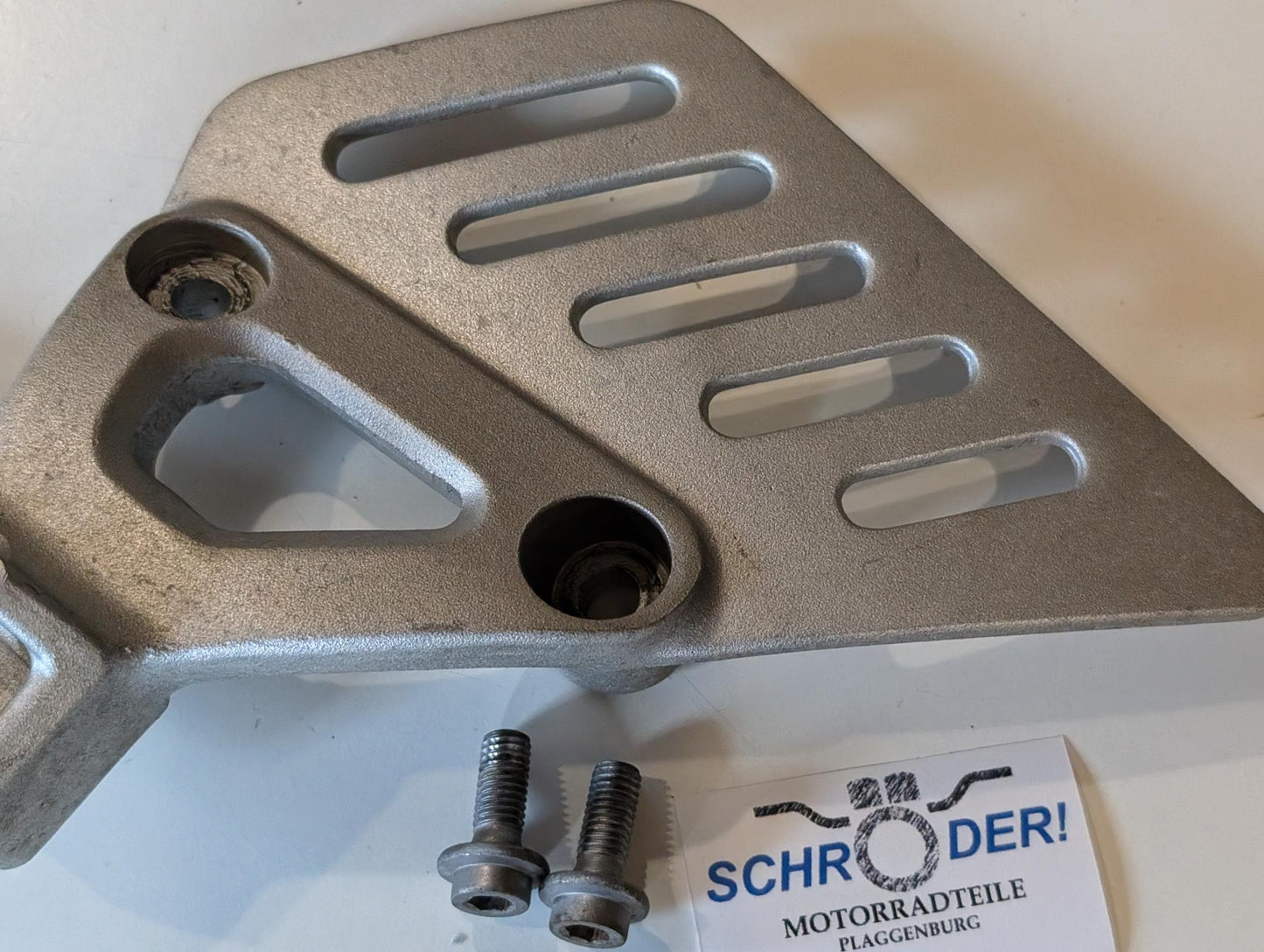 Yamaha XT600E 3TB 3UW Fussrastenhalter Konsole rechts 3TB-2742L-00, gebraucht
