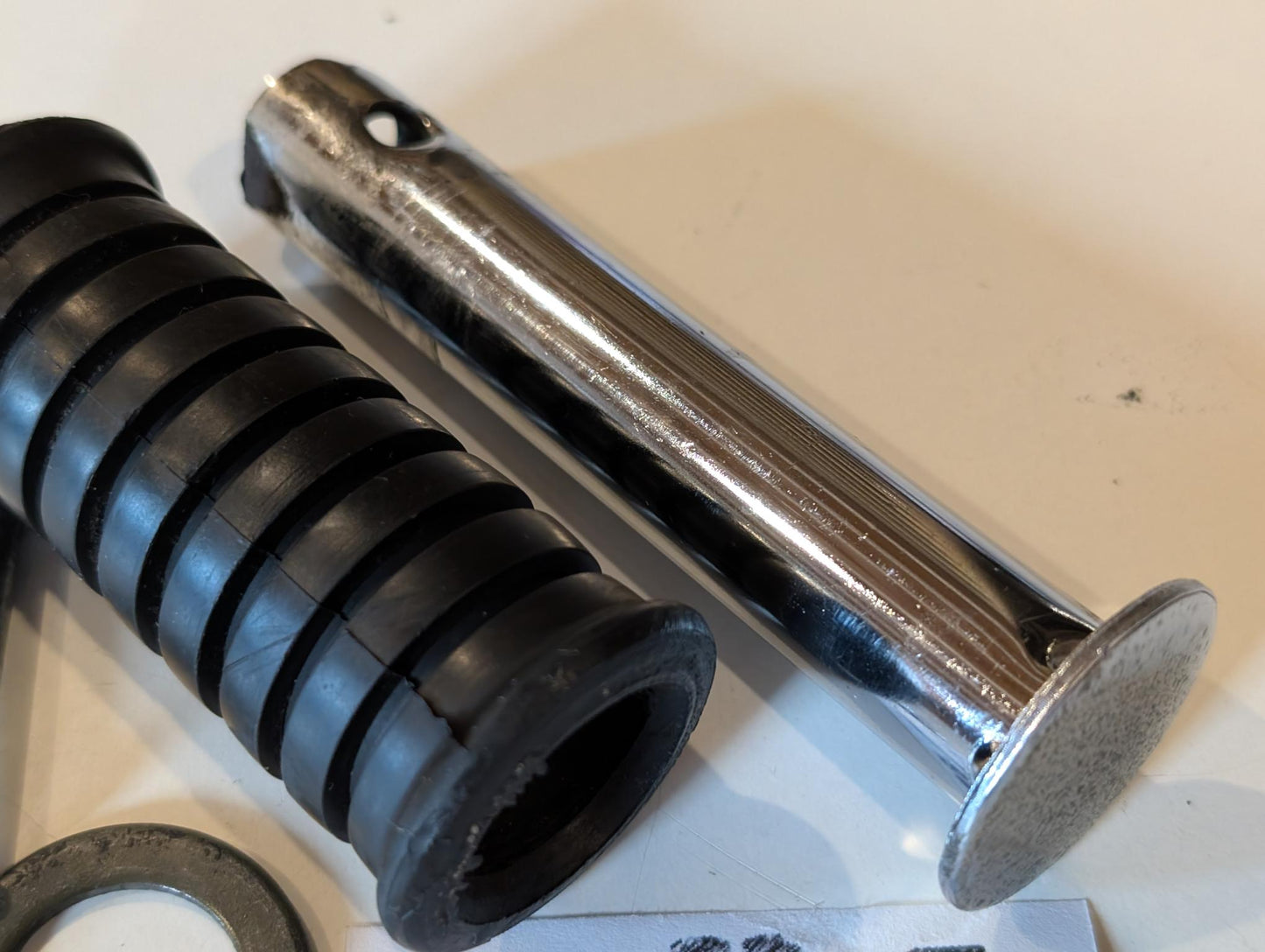Yamaha XT600E 3TB 3UW Fussraste rechts oder links 120-27431-00, gebraucht