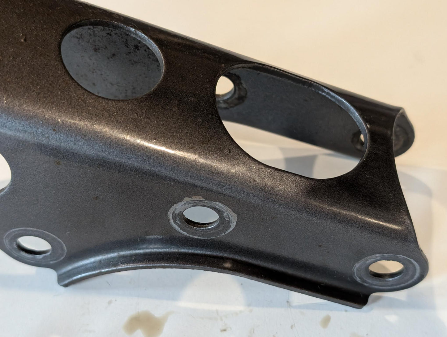 Yamaha XT600E 3TB 3UW Motorhalter Motorstütze 3TB-21316-00 mit Schrauben 90105-10286, gebraucht