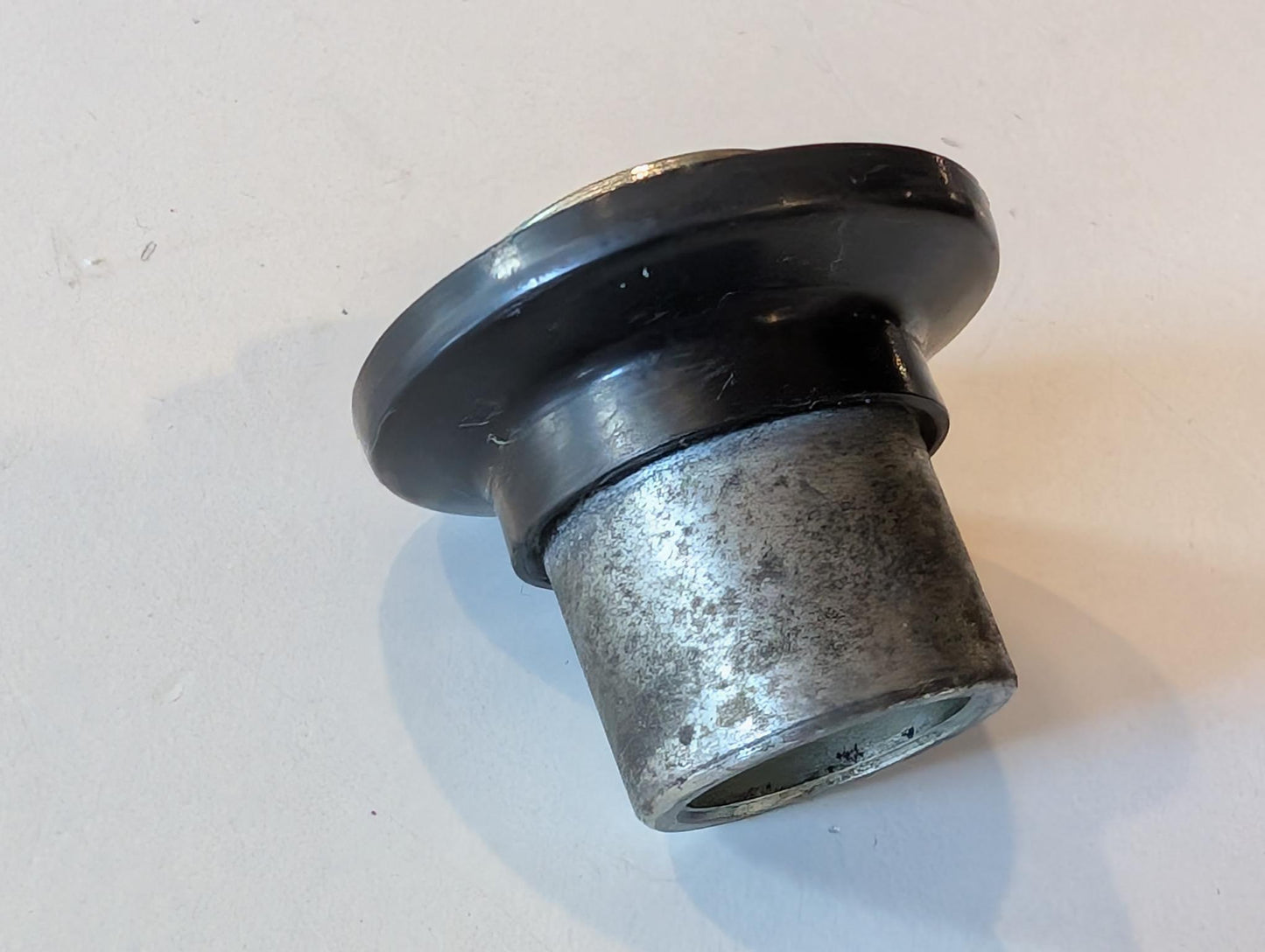 Yamaha XT600E 3TB 3UW Distanzhülse Staubdeckel Vorderrad Achse 90387-152J3 322-25118-00, gebraucht