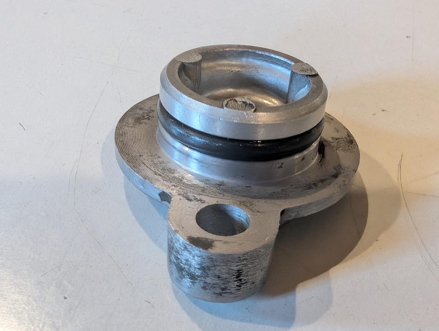 Yamaha XT600E 3TB 3UW Deckel Nockenwelle 3TB-12215-00 mit Halter Ölschlauch 90462-15196, gebraucht