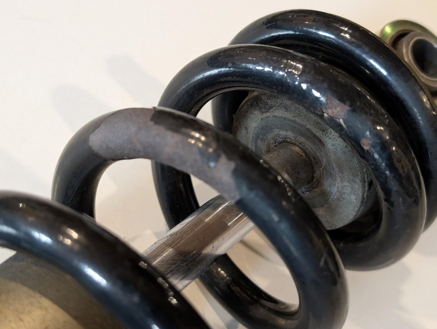 Yamaha XT600E 3TB 3UW Federbein Stoßdämpfer hinten 3TB-22210-20 gebraucht