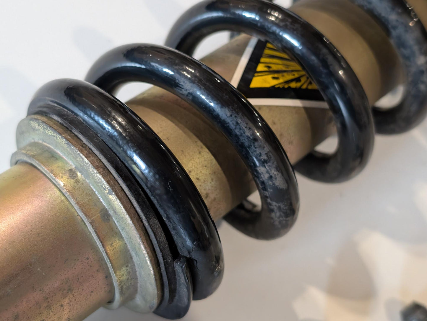 Yamaha XT600E 3TB 3UW Federbein Stoßdämpfer hinten 3TB-22210-20 gebraucht