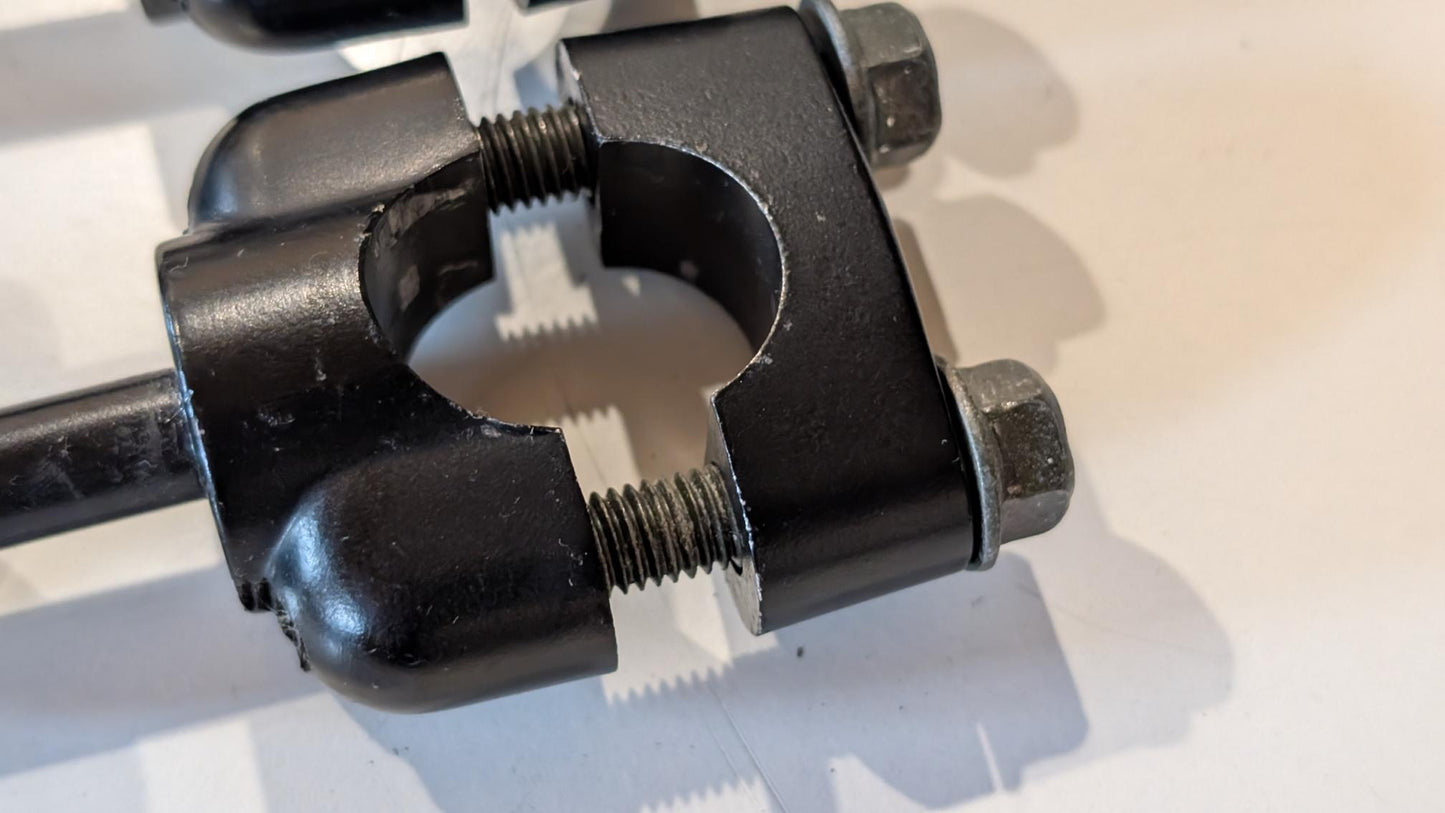 Yamaha XT600E 3TB 3UW Lenkerhalter Lenkerklemme 1E6-23441-00 3Y6-23442-00-98 95827-08035 gebraucht