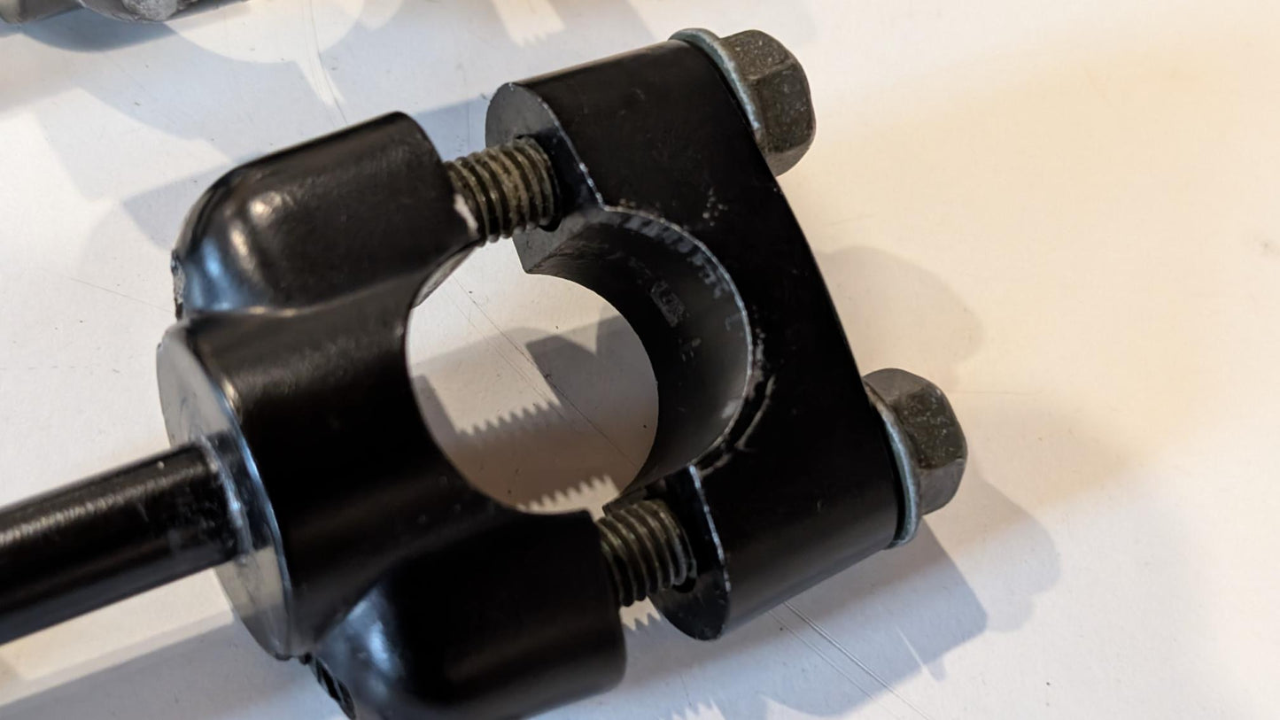 Yamaha XT600E 3TB 3UW Lenkerhalter Lenkerklemme 1E6-23441-00 3Y6-23442-00-98 95827-08035 gebraucht