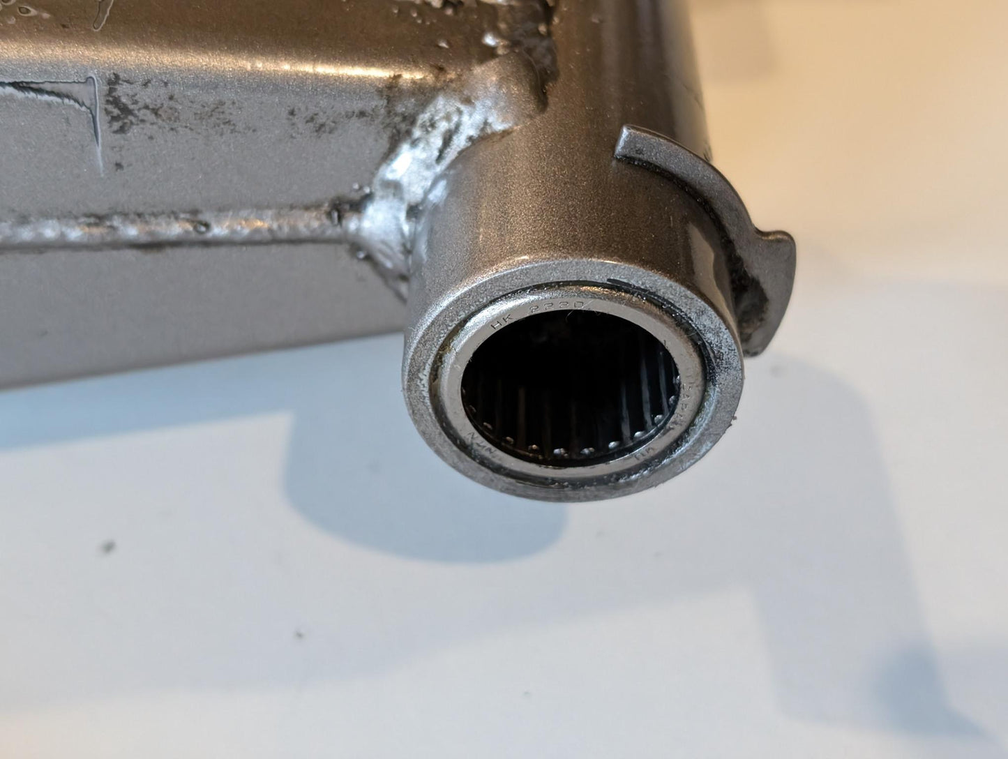 Yamaha XT600E 3TB 3UW Hinterradschwinge Hinterradführung 3TB-22110-01 mit Lager Buchsen Staubdeckeln gebraucht