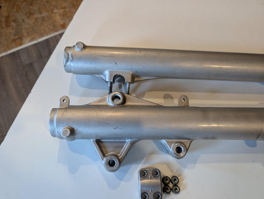 Yamaha XT600E 3TB 3UW Gabelrohre 3TB-23102-00 3TB-23103-00 Gabelbeine Standrohre Tauchrohre Federbeine Stoßdämpfer vorne gebraucht