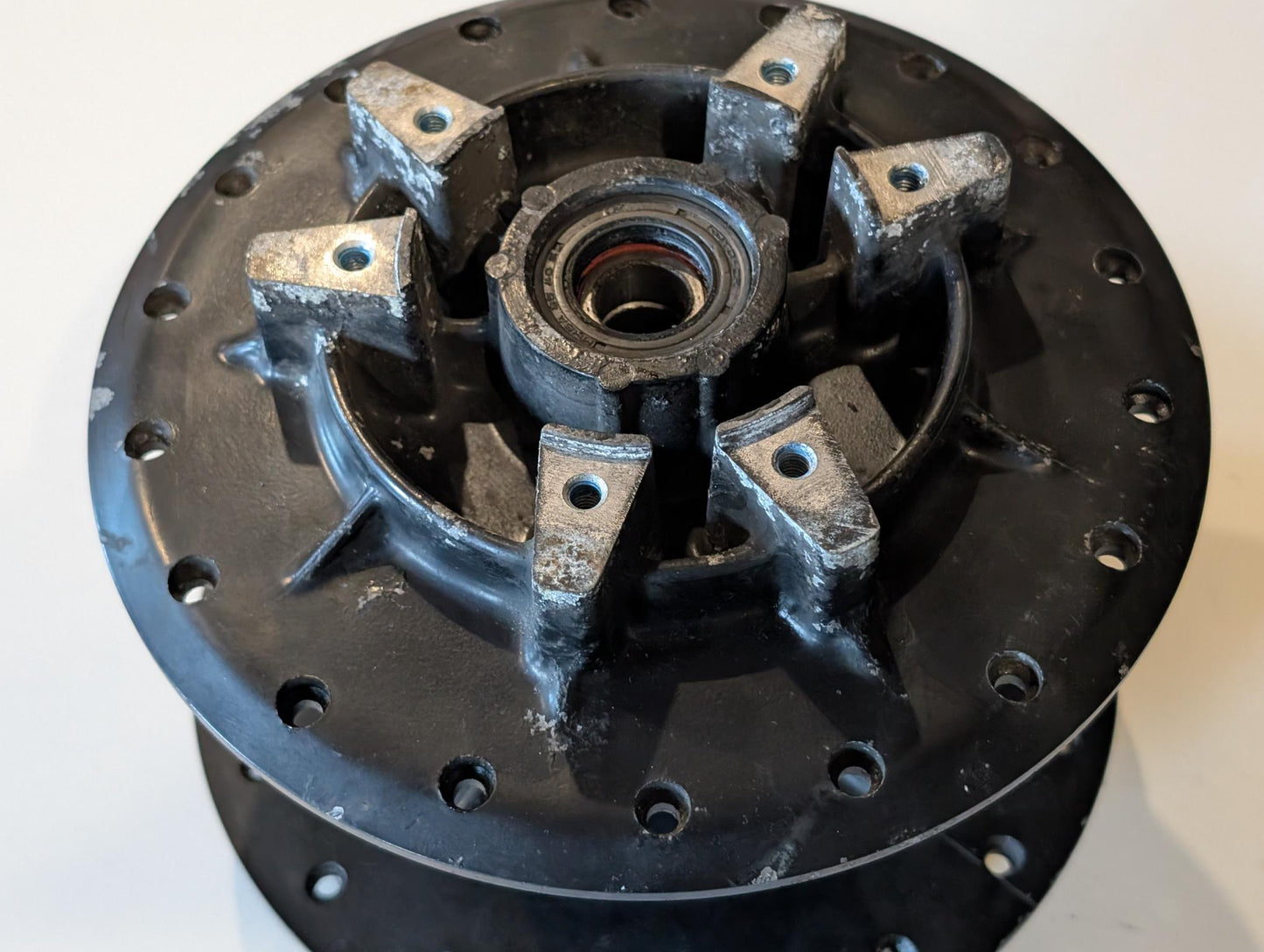 Yamaha XT600E 3TB 3UW Radnabe 2KF-25311-00-98 Hinterrad hinten gebraucht