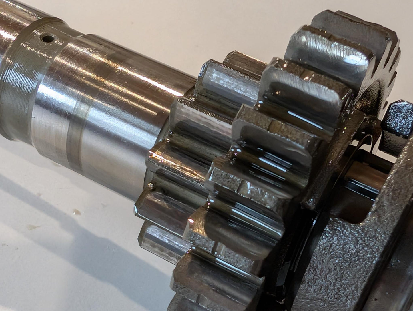 Yamaha XT600 43F Getriebehauptwelleneinheit 34L-17411-00 5.Gangrad defekt gebraucht