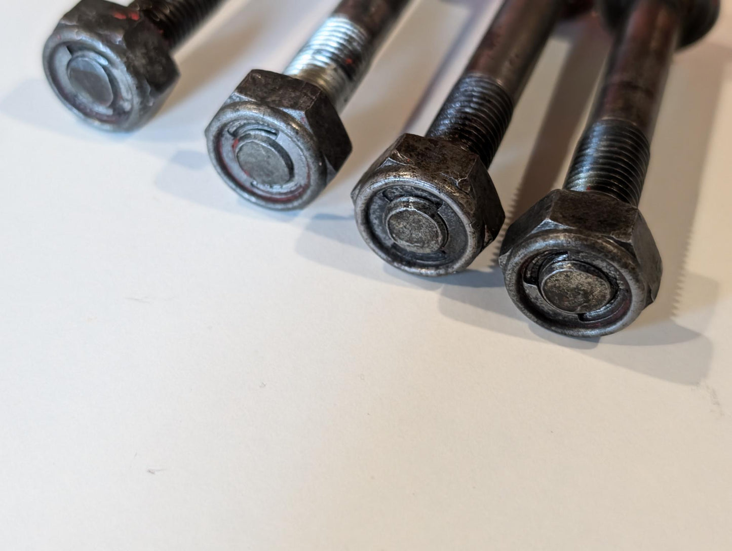 Yamaha XT600 43F Motorhalter Motorstütze Halterung Rahmen 34L-21316-00 inkl. Schrauben gebraucht