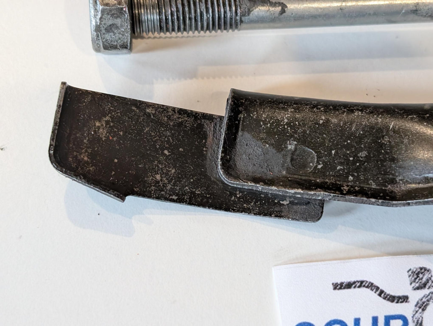 Yamaha XT600 43F Schutzplatte 34L-2176E-01 Motorhalter Schraube 95811-10100 gebraucht