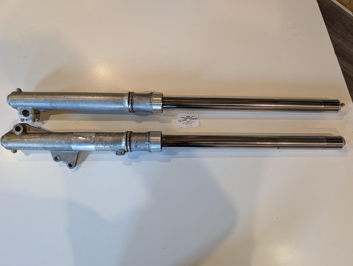 Yamaha XT600 43F Gabelrohre 43F-W2313-00 43F-W2314-00 Standrohre Tauchrohr Federbeine vorne gebraucht