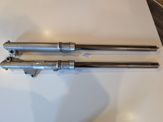 Yamaha XT600 43F Gabelrohre 43F-W2313-00 43F-W2314-00 Standrohre Tauchrohr Federbeine vorne gebraucht