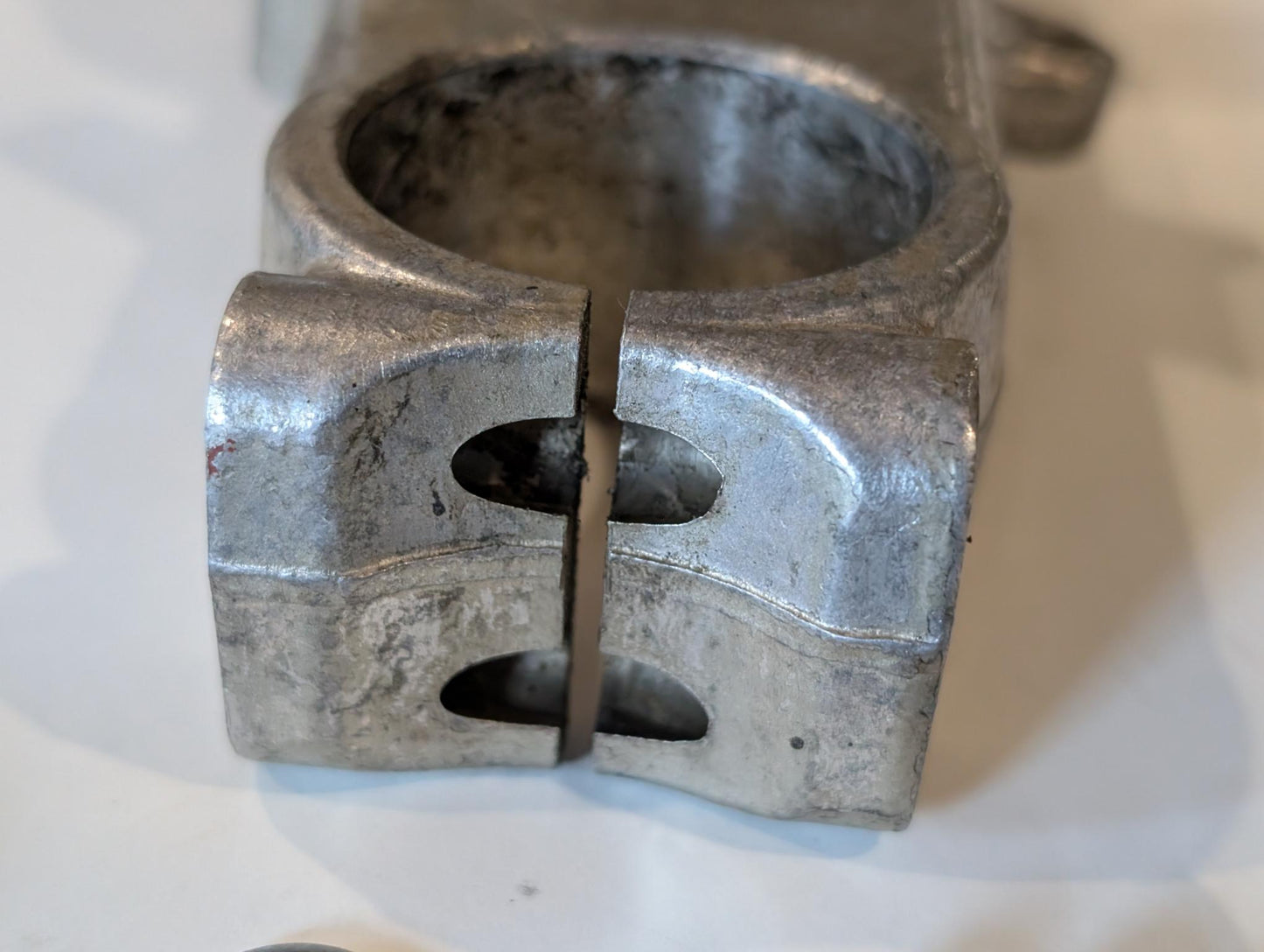 Yamaha XT600 43F Gabelbrücke untere Konsole 43F-23340-30-39 Deckel 1W1-23416-00 Mutter 90179-25033 gebraucht