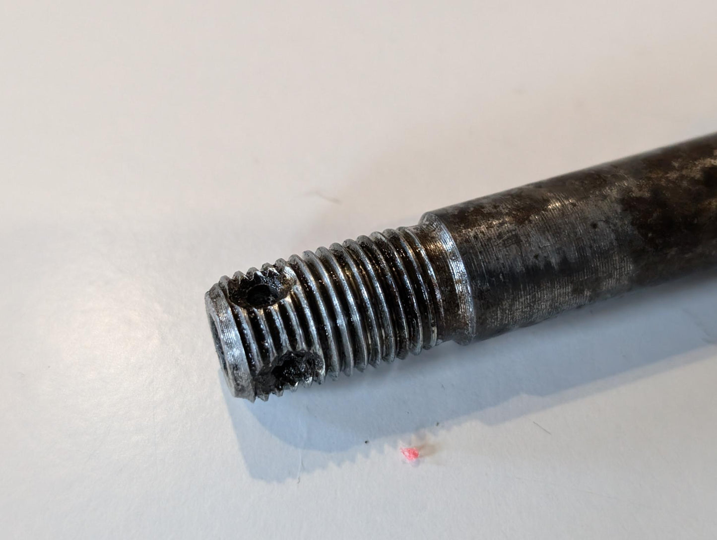 Yamaha XT600 43F Achse Vorderrad Radachse vorne 43F-25181-00 Scheibe 90201-15785 Mutter 90171-14029 gebraucht