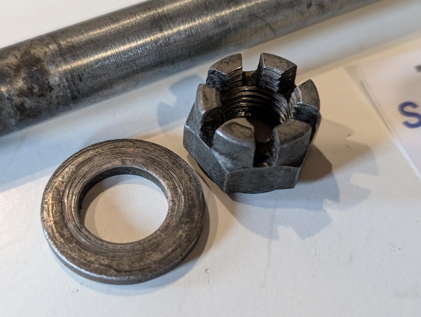 Yamaha XT600 43F Achse Vorderrad Radachse vorne 43F-25181-00 Scheibe 90201-15785 Mutter 90171-14029 gebraucht