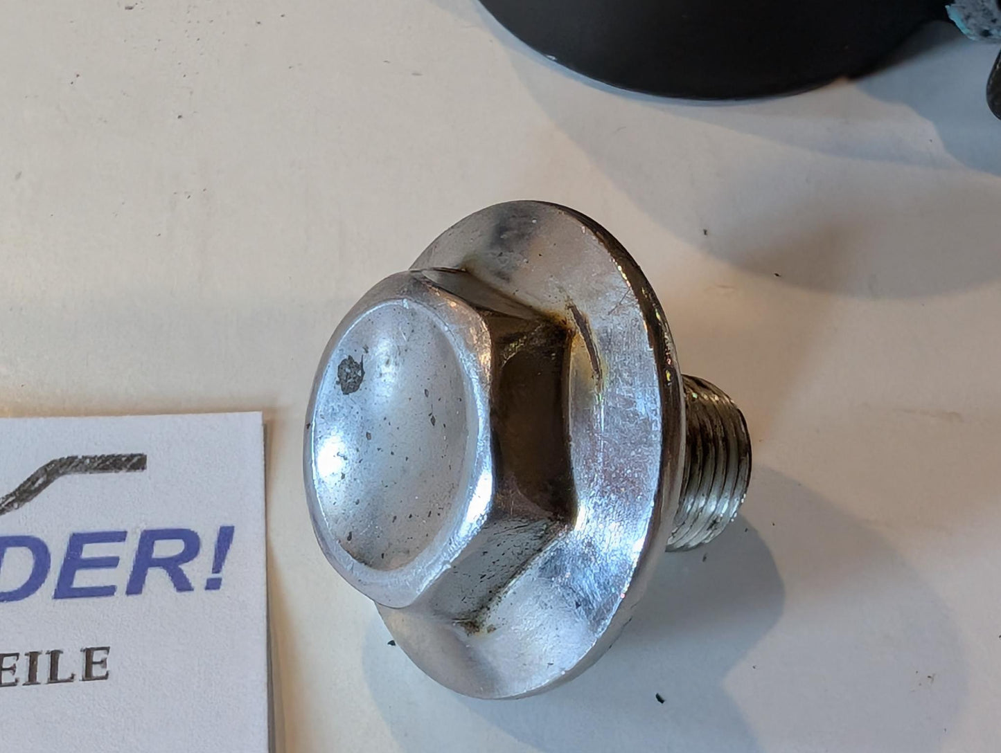 Yamaha XT600 43F Lenkerkrone 34L-23435-00-98 Schraube 90105-14102 gebraucht