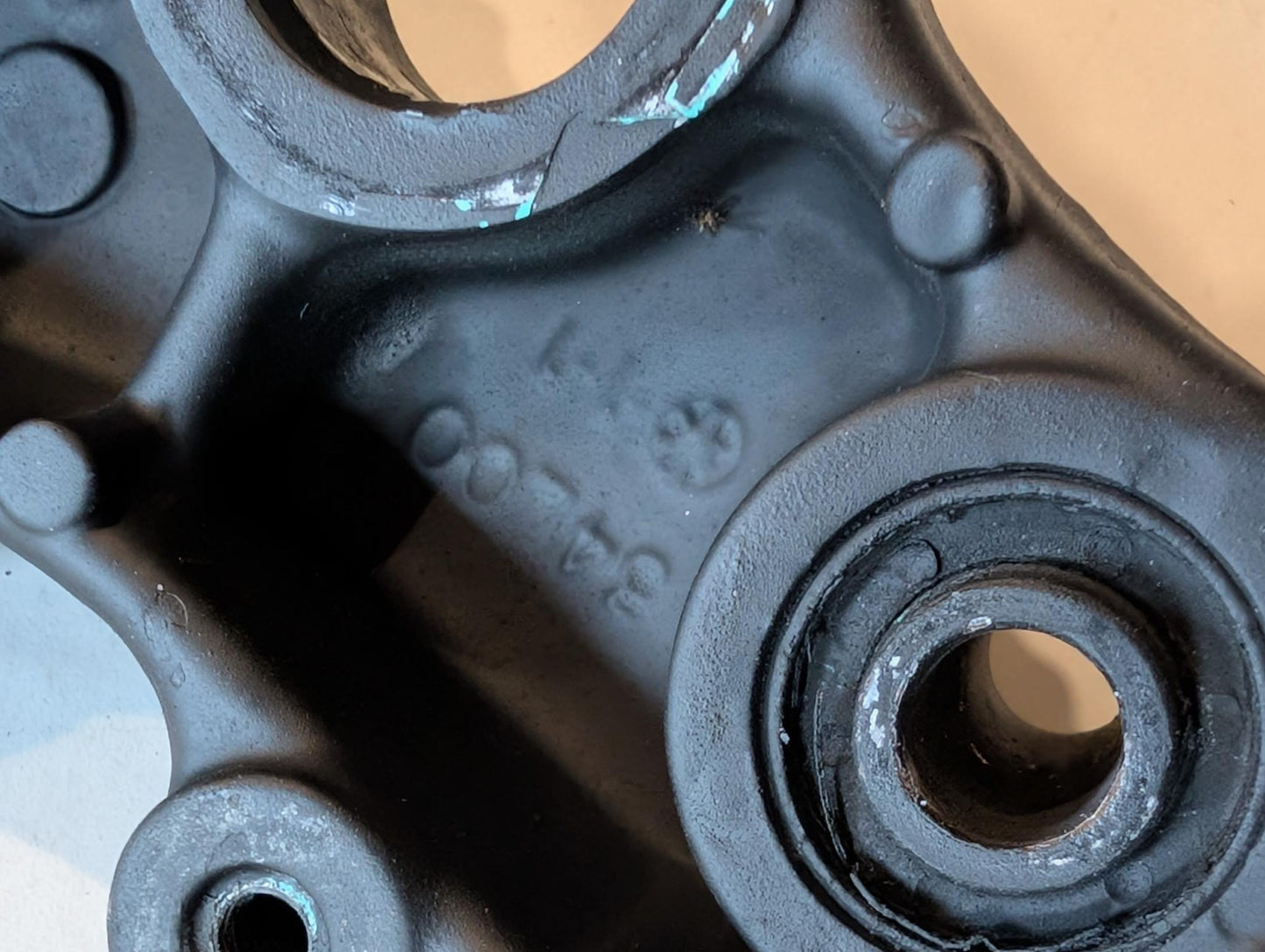 Yamaha XT600 43F Lenkerkrone 34L-23435-00-98 Schraube 90105-14102 gebraucht