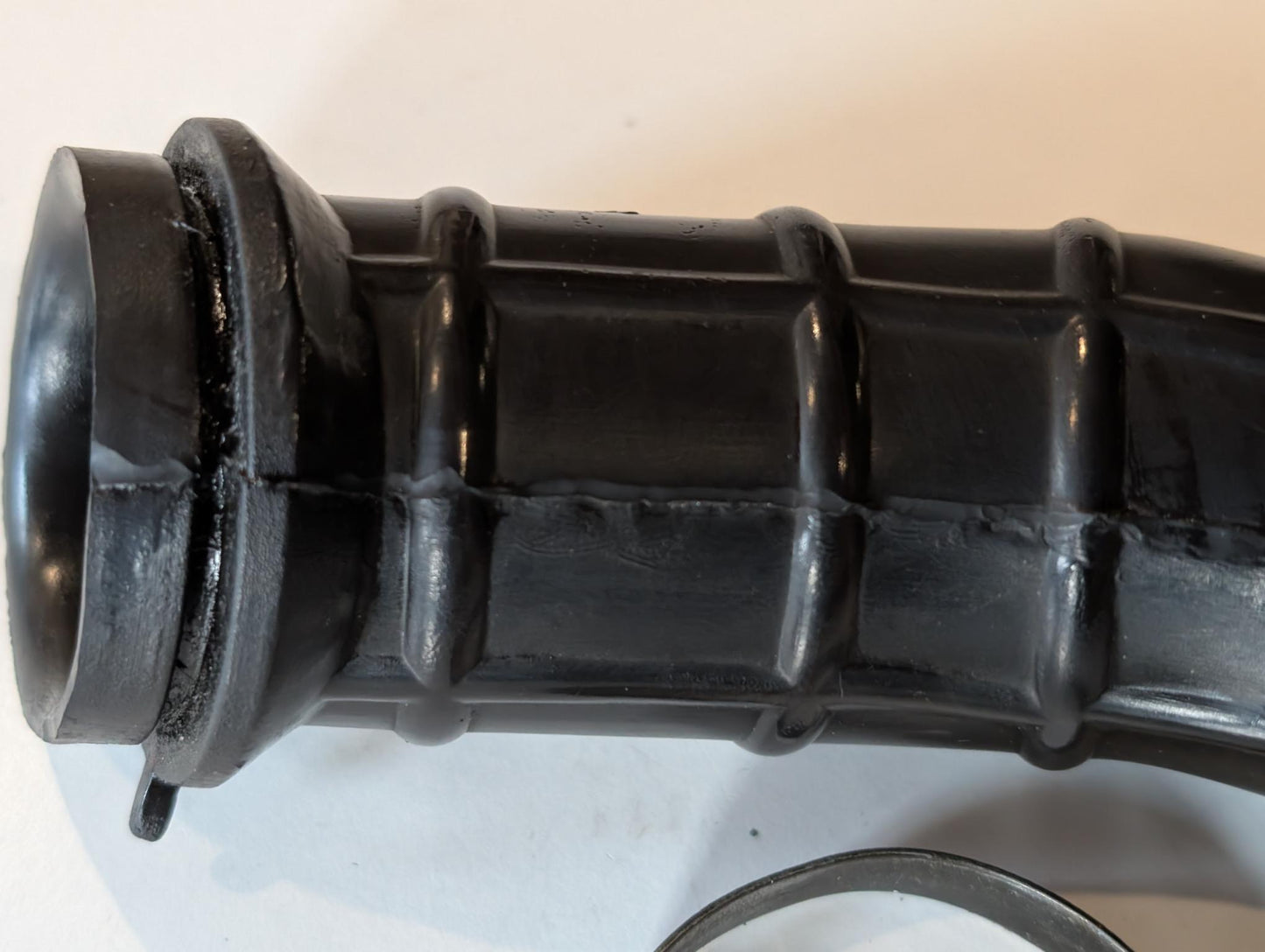 Yamaha XT600 43F Ansaugschlauch 43F-14454-00 Ansaubstutzen Verbindungsrohr rechts mit Schelle gebraucht