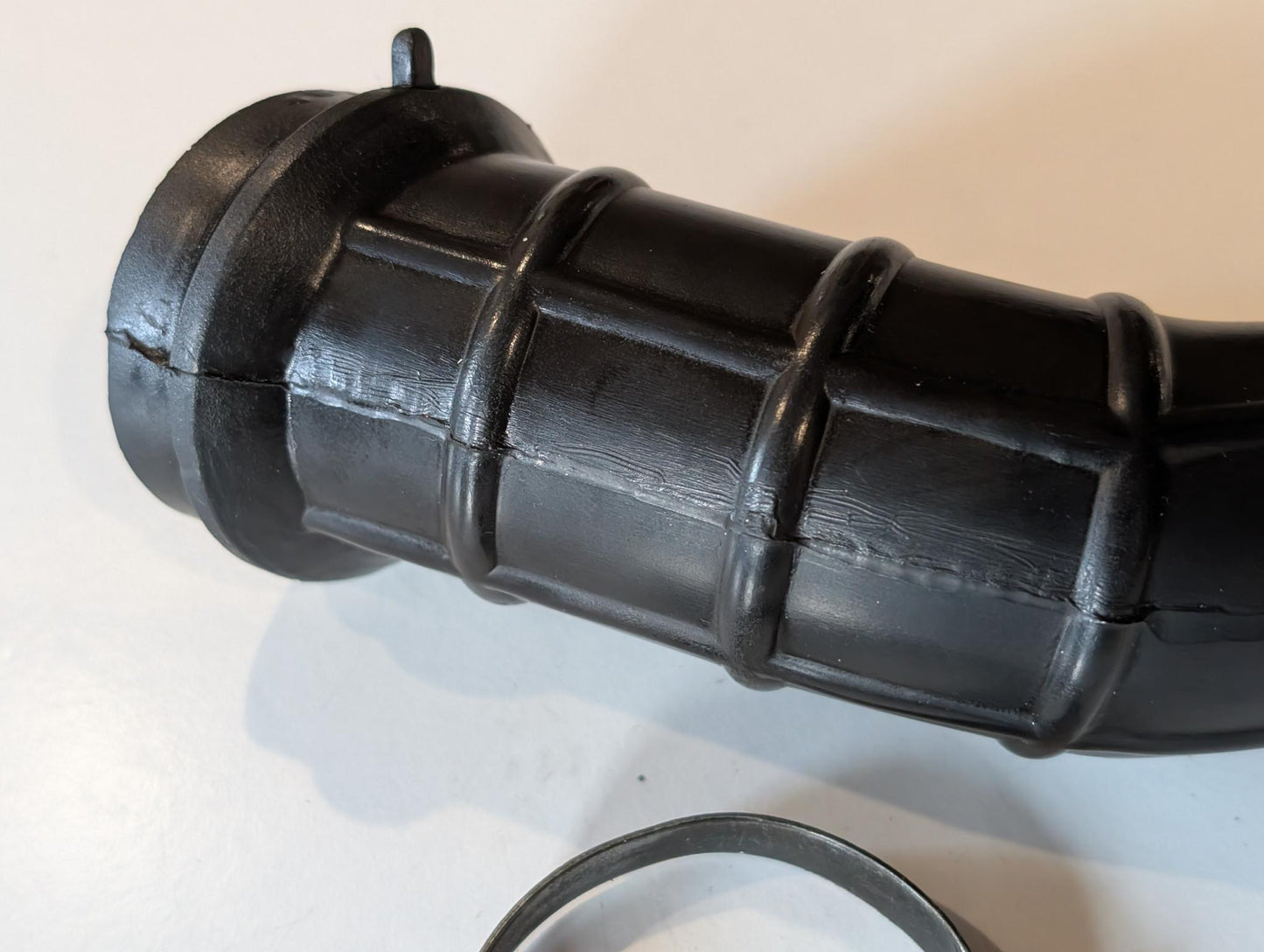 Yamaha XT600 43F Ansaugschlauch 43F-14454-00 Ansaubstutzen Verbindungsrohr rechts mit Schelle gebraucht