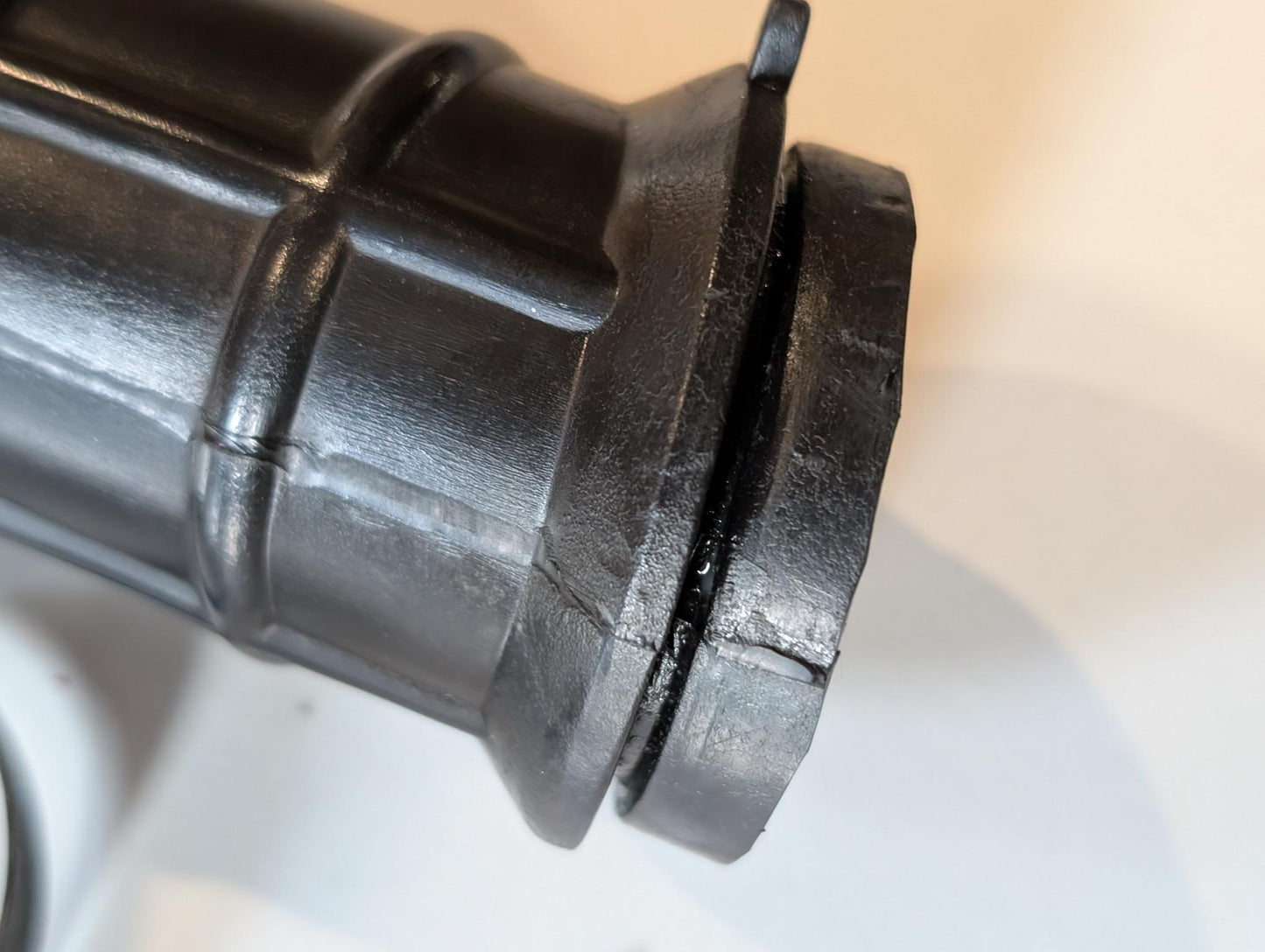 Yamaha XT600 43F Ansaugschlauch 43F-14453-00 Ansaubstutzen Verbindungsrohr links mit Schelle gebraucht