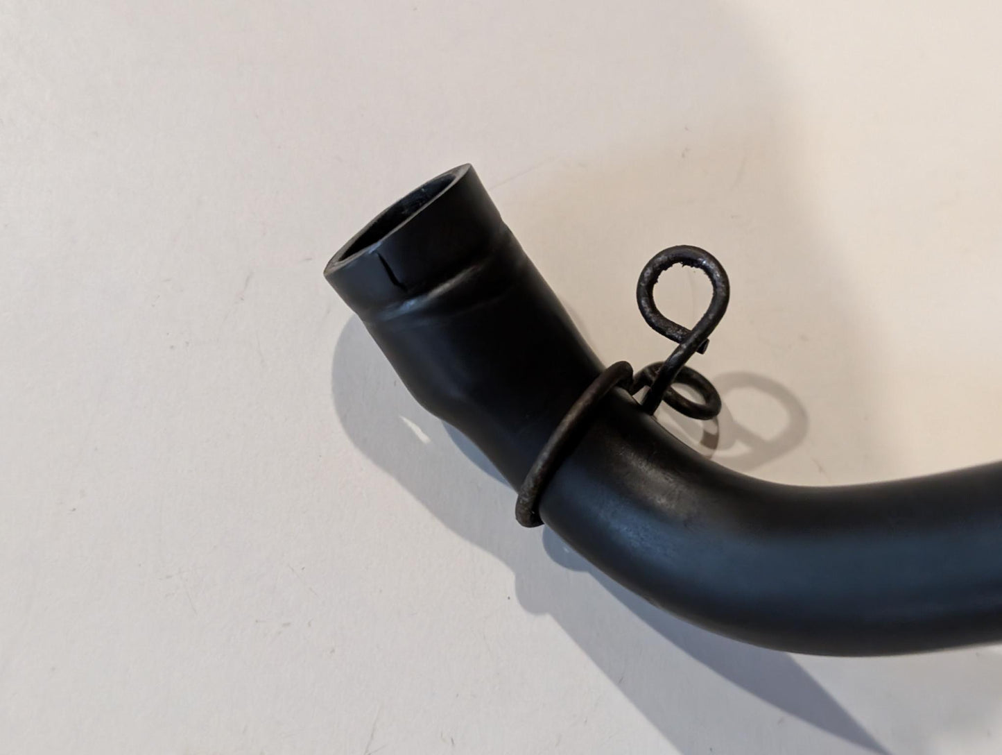 Yamaha XT600 43F Belüftungsrohr 34L-11166-00 Entlüftungsrohr Motor Luftfilterkasten gebraucht