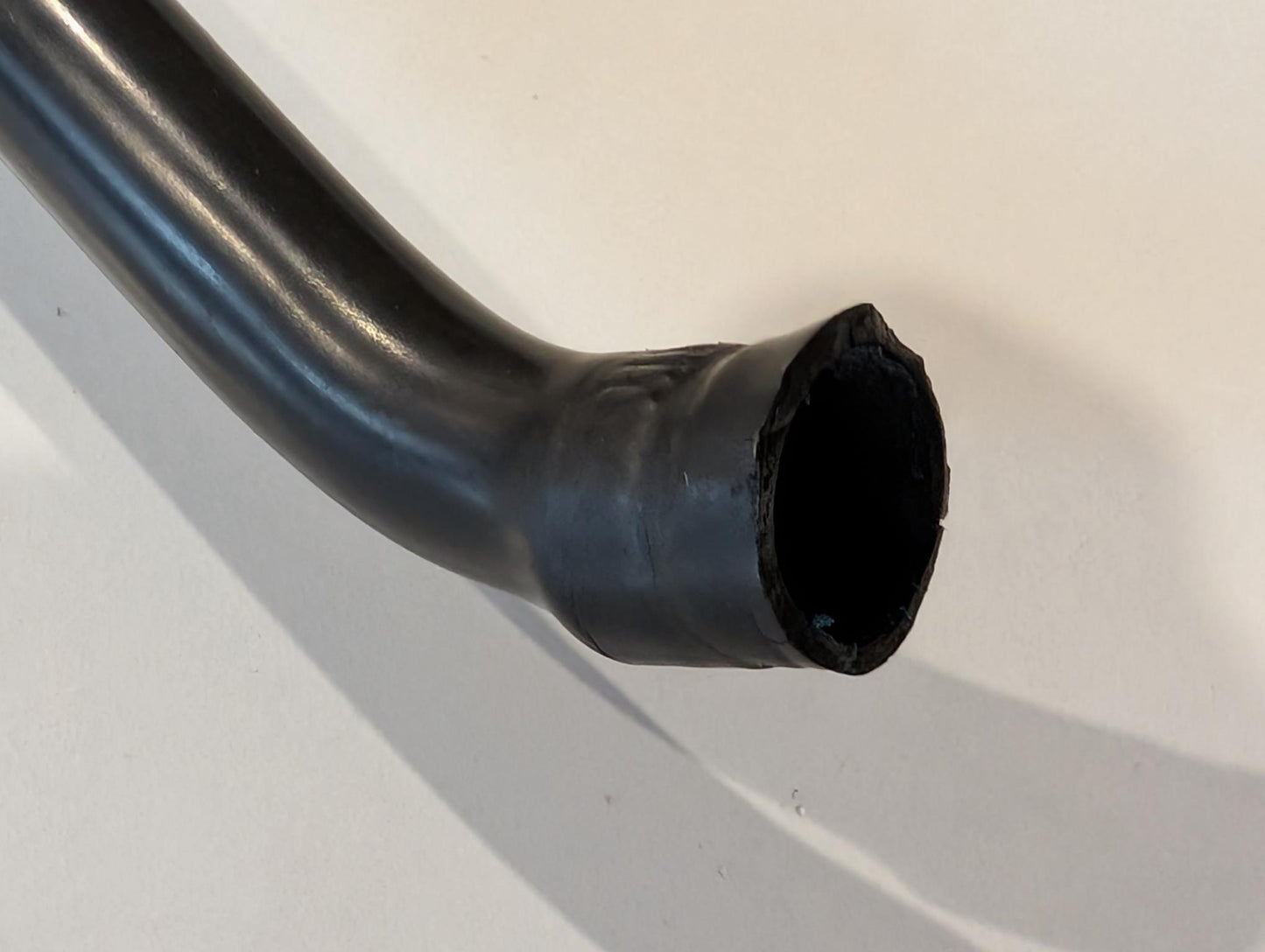 Yamaha XT600 43F Belüftungsrohr 34L-11166-00 Entlüftungsrohr Motor Luftfilterkasten gebraucht