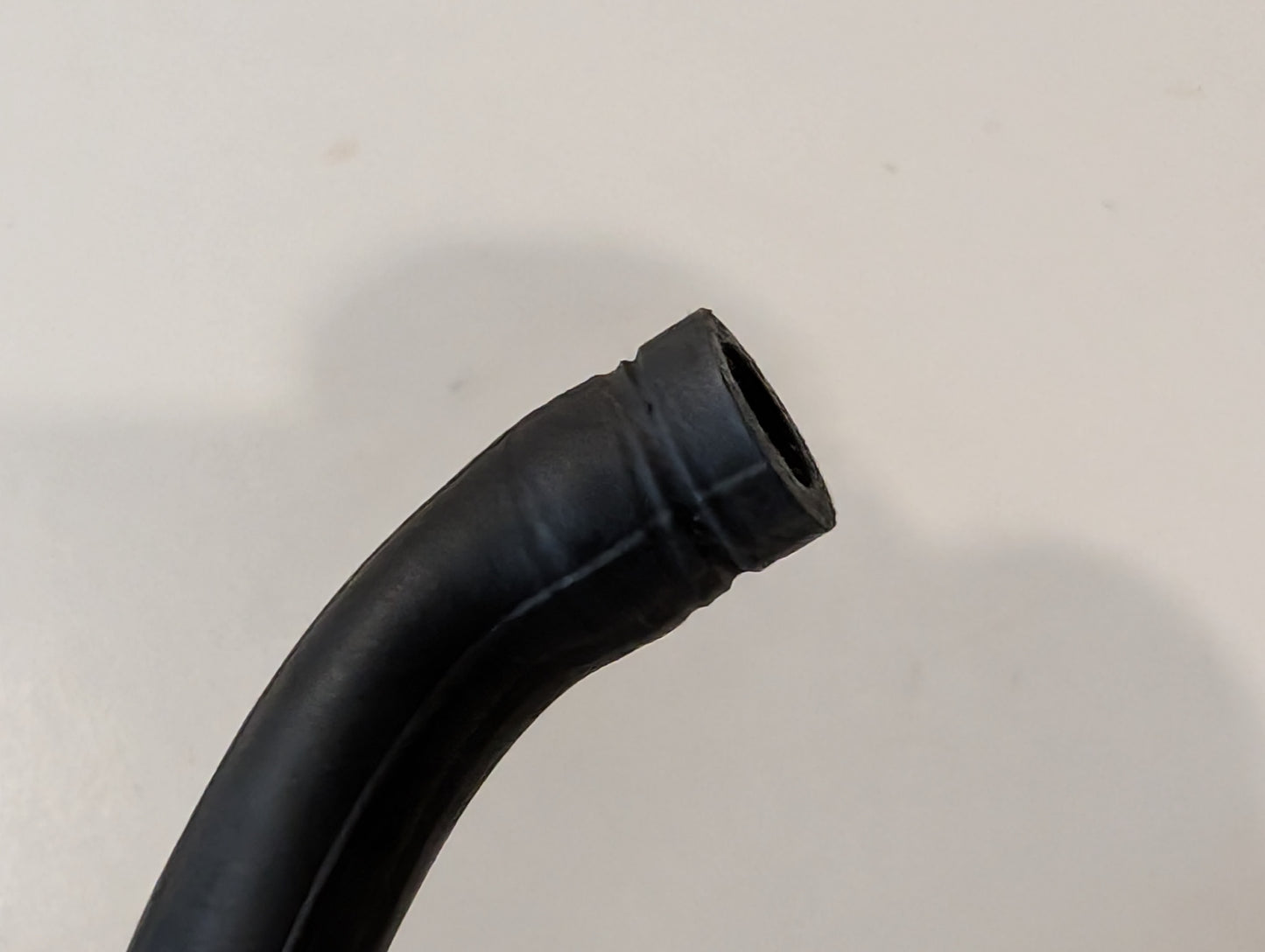 Yamaha XT600 43F Belüftungsschlauch 90445-11753 Entlüftungsschlauch zum Öltank mit Klemmen gebraucht