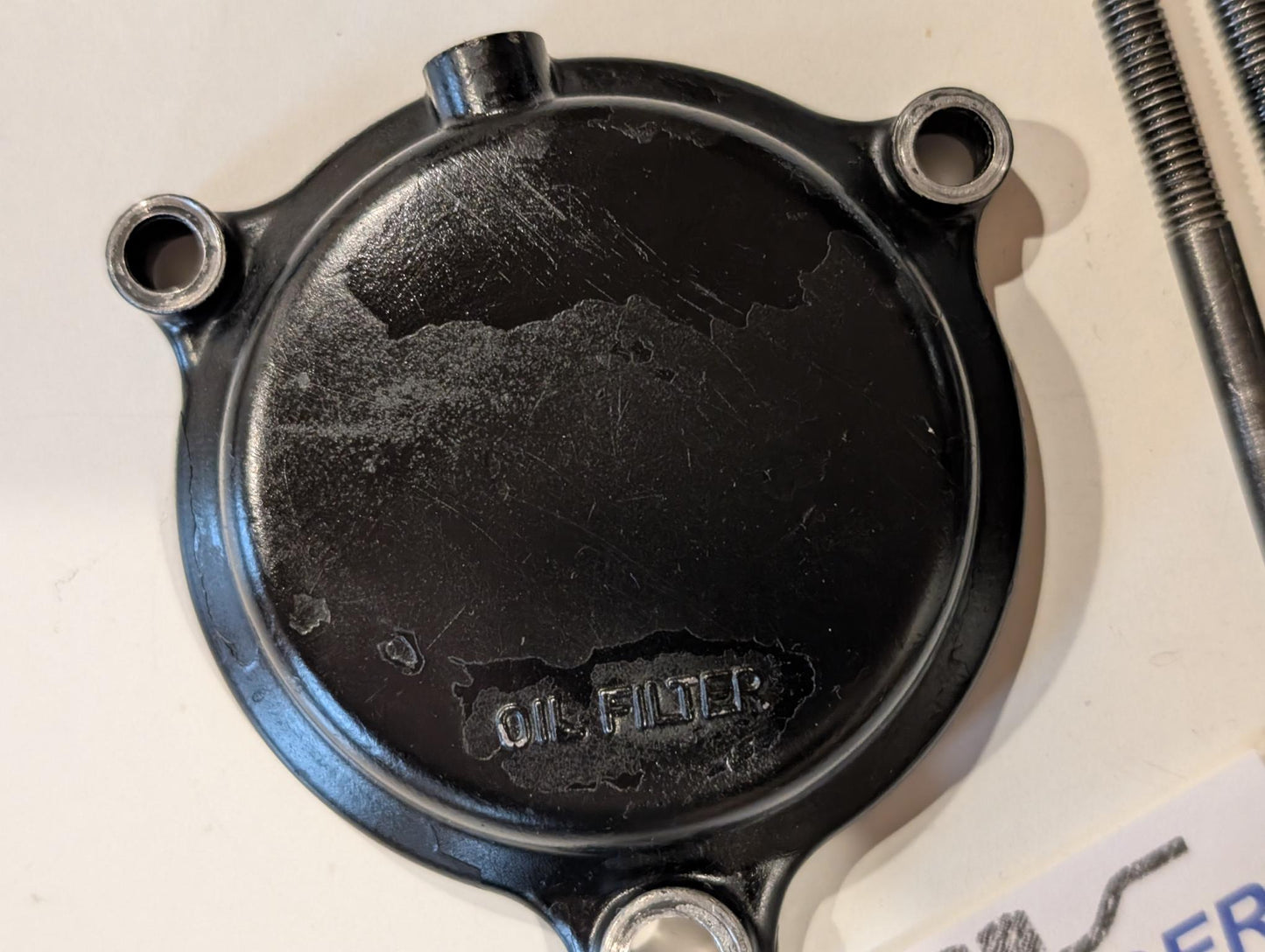 Yamaha XT600 43F Ölfilterdeckel 583-13447 mit Schrauben schwarz gebraucht