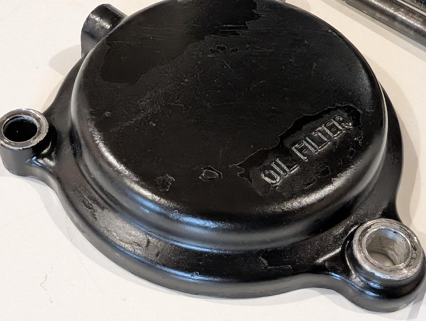 Yamaha XT600 43F Ölfilterdeckel 583-13447 mit Schrauben schwarz gebraucht
