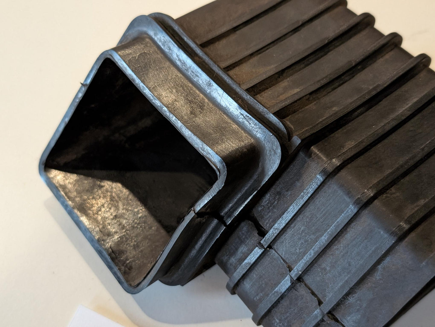 Yamaha XT600 43F Luftfilterkasten Ansaugstutzen 34L-14437-00 Ansaughaube Kanal gebraucht