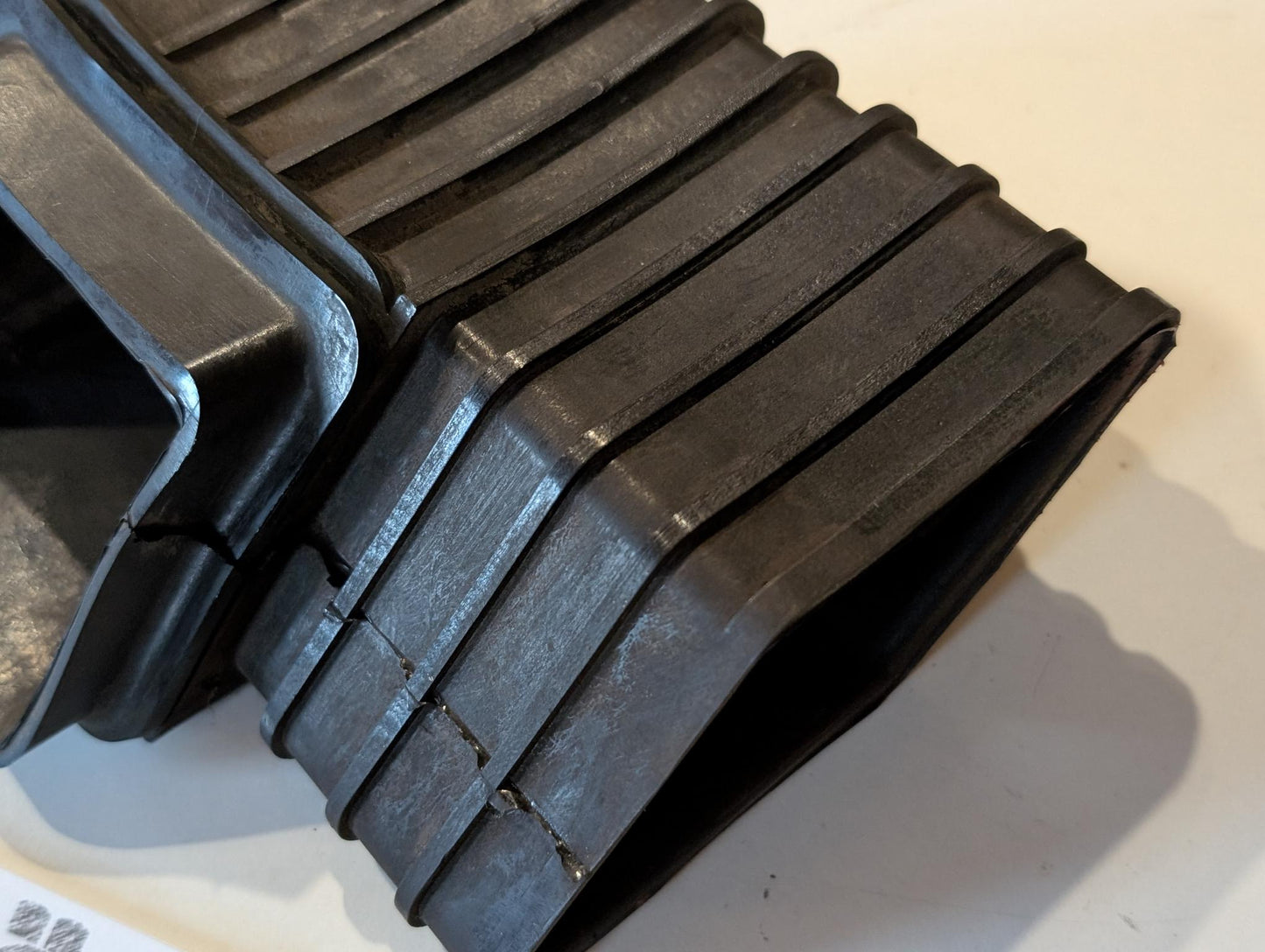 Yamaha XT600 43F Luftfilterkasten Ansaugstutzen 34L-14437-00 Ansaughaube Kanal gebraucht