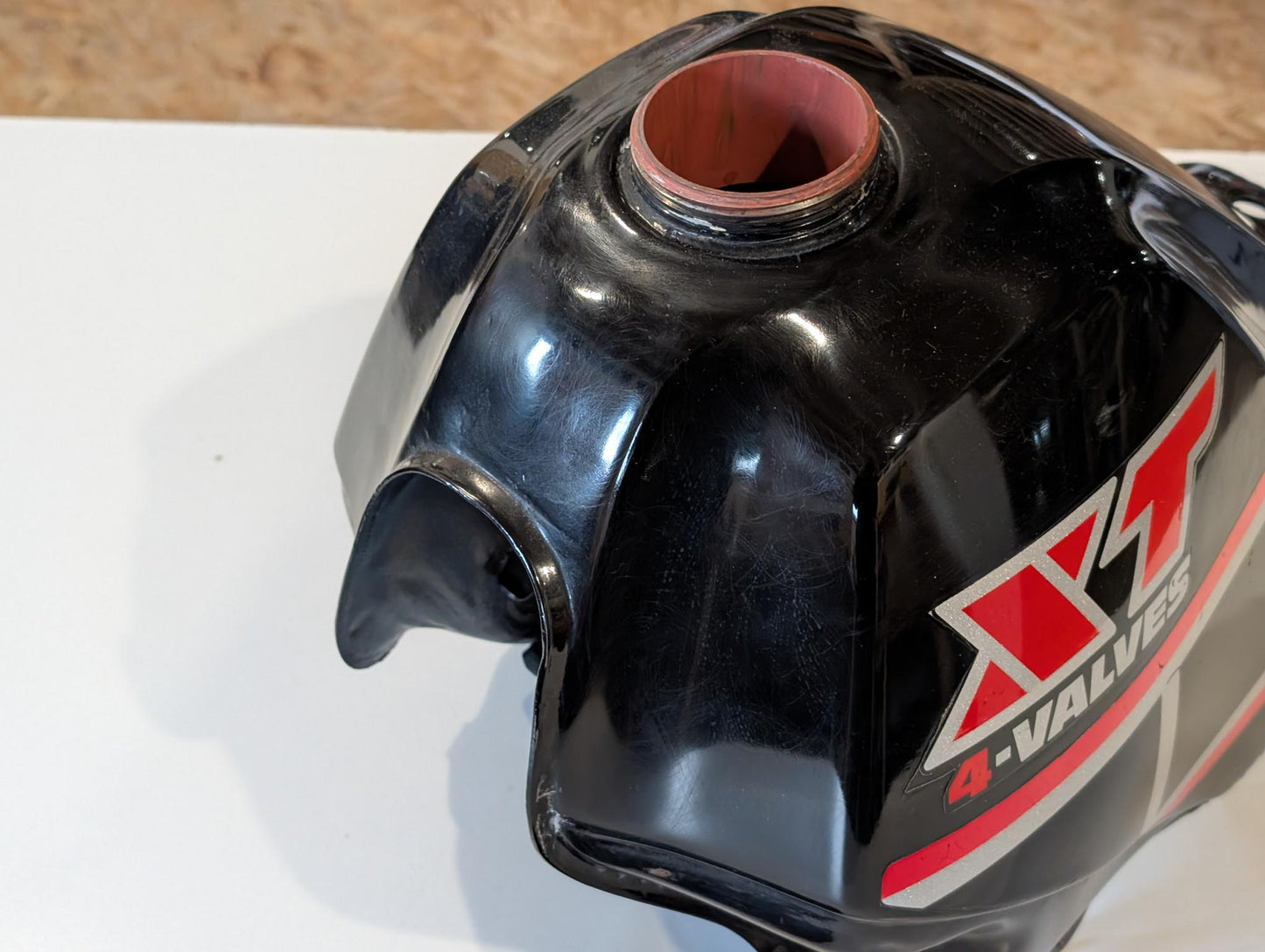 Yamaha XT600 43F Kraftstofftank mit Deckel schwarz gebraucht