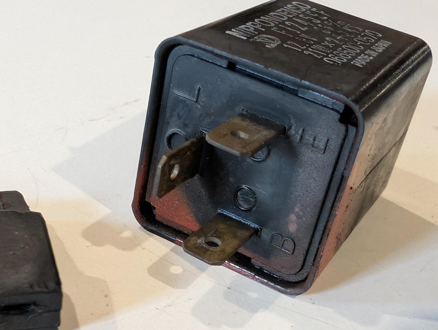 Yamaha XT600 43F Blinkerrelais 1U3-83350-40 mit Haltegummi gebraucht