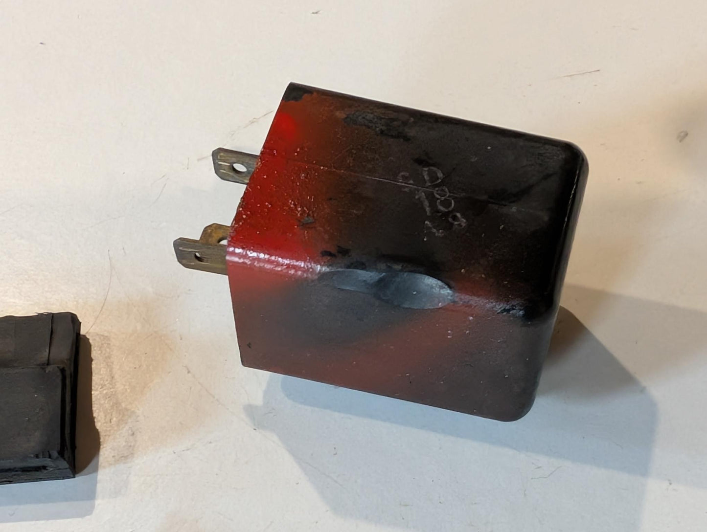 Yamaha XT600 43F Blinkerrelais 1U3-83350-40 mit Haltegummi gebraucht