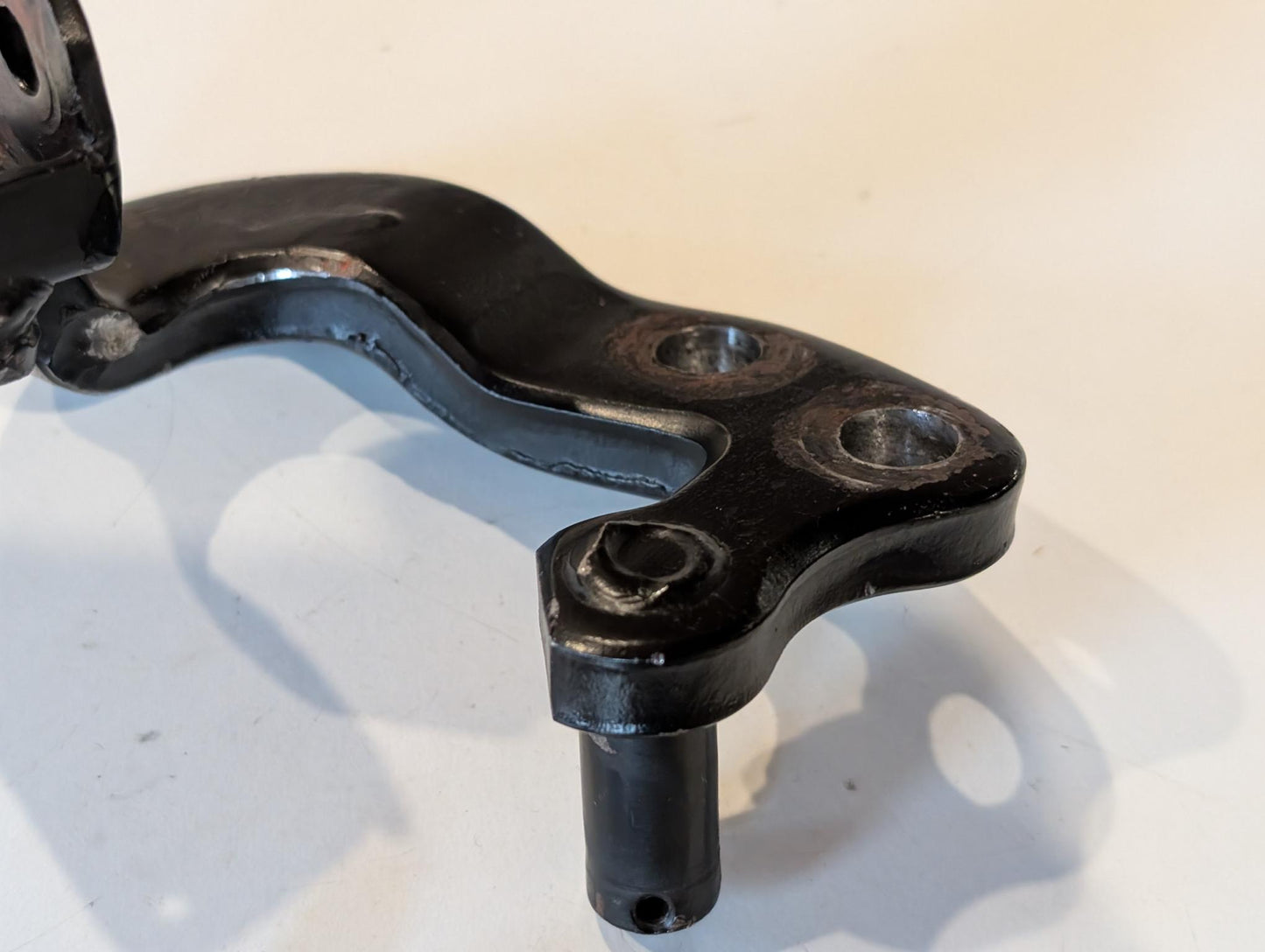 Yamaha XT600 43F Fussrastenhalter vorne rechts Konsole Bremshebel 34L-27422 gebraucht