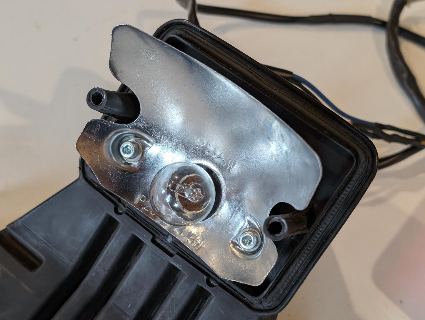 Yamaha XT600 43F Rücklicht Bremslicht mit Kennzeichenhalter und Kabel gebraucht