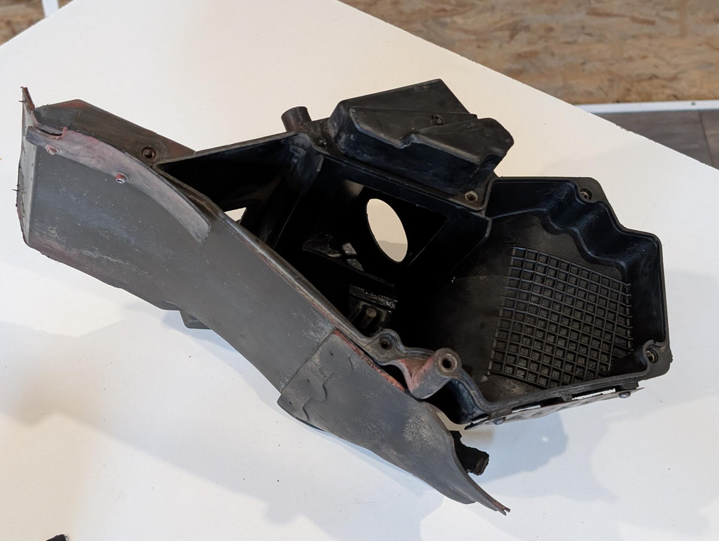 Yamaha XT600 43F Luftfilterkasten 43F-14401-00 Luftfiltergehäuse gebraucht