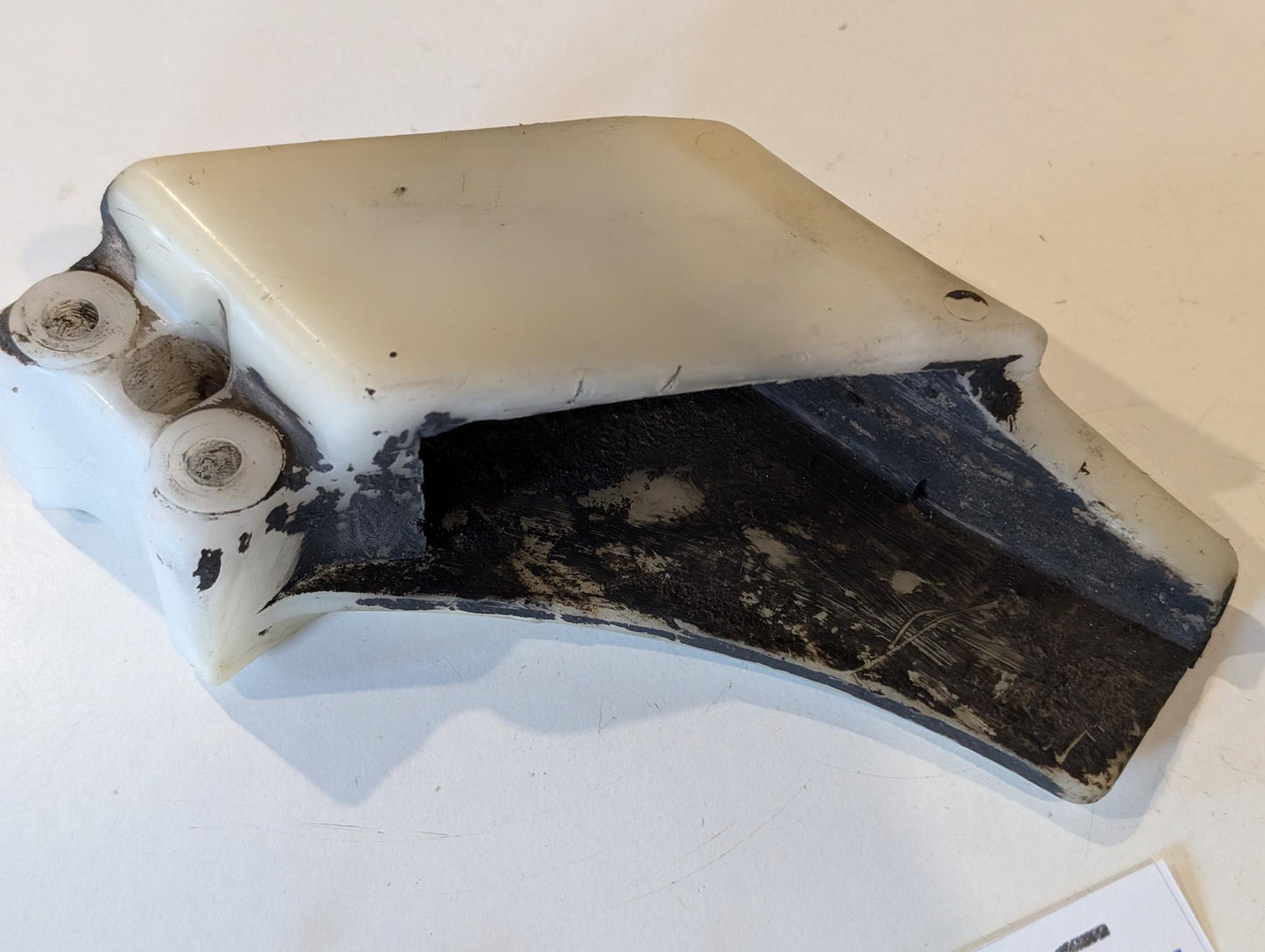 Yamaha XT600 43F Kettenführung 34L-22153-00 Kettenschutz Schwinge gebraucht