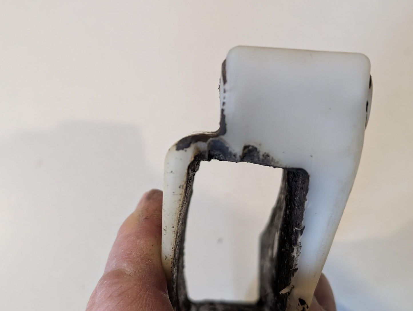 Yamaha XT600 43F Kettenführung 34L-22153-00 Kettenschutz Schwinge gebraucht