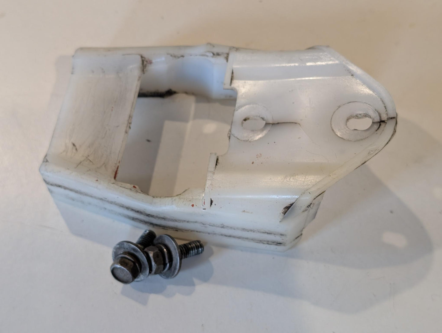 Yamaha XT600 43F Kettenführung 34L-22147-00 Kettenschutz Schwinge gebraucht